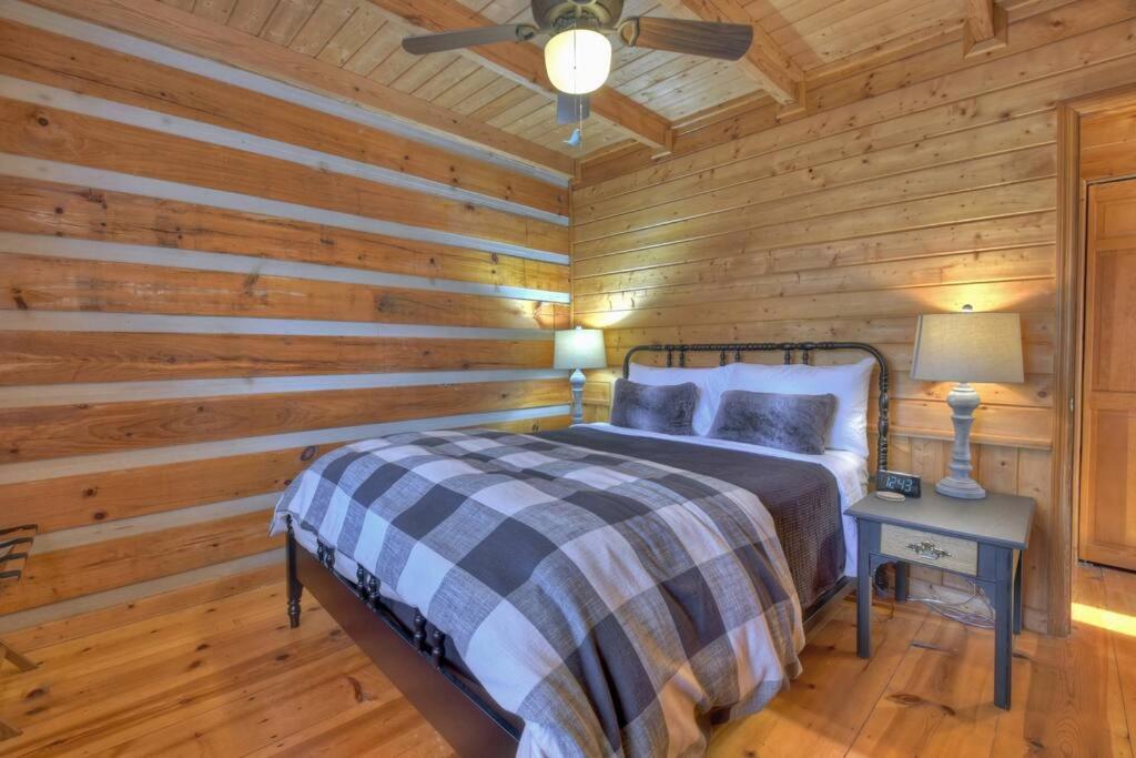 Waywish Waterfront Cabin In Blue Ridge Mountains 외부 사진